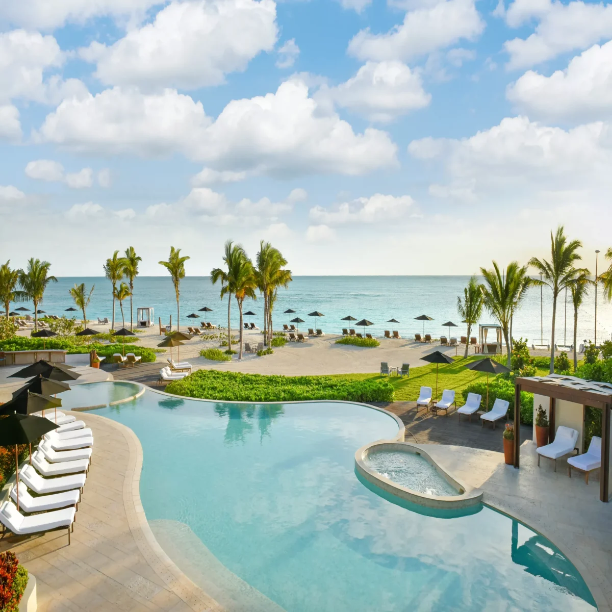 h6tis-107337825-punta-bonita-pool-and-beach