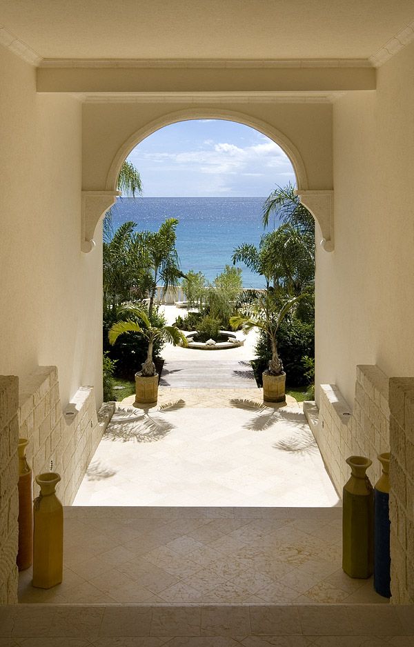 What To Wear In Barbados | The Travel Seen Holiday Edit