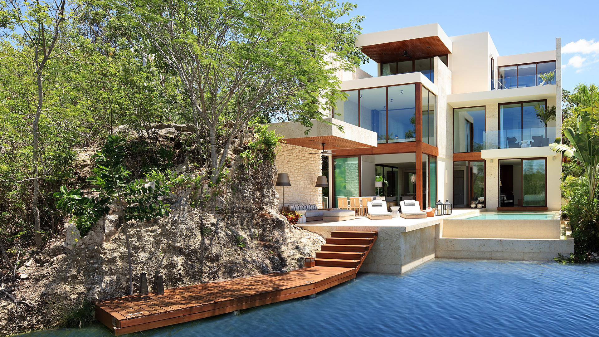 The rise of the hotel residence | <em>A new era of luxury travel</em>
